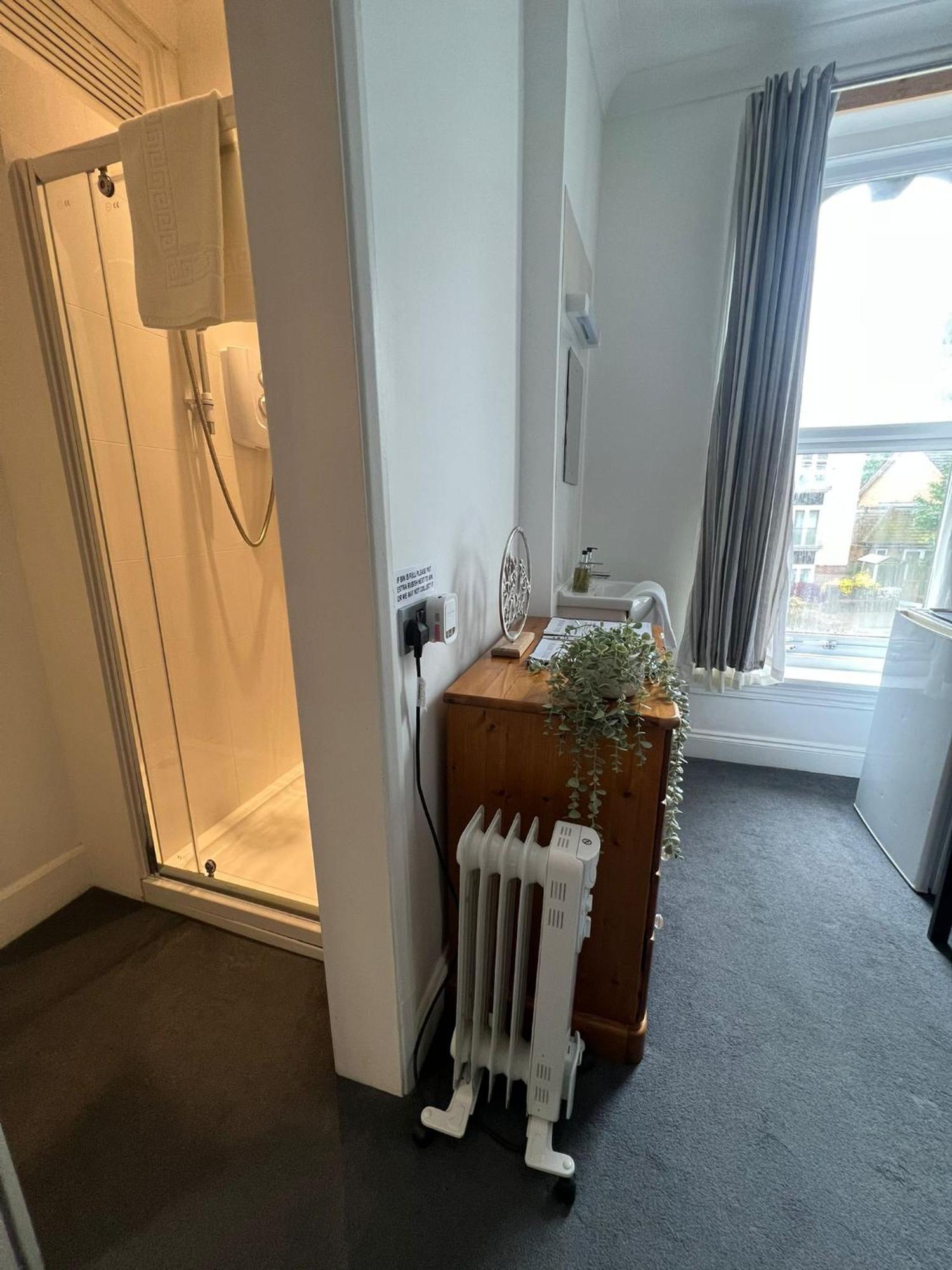 Rock House Bed And Breakfast Maidstone Pokoj fotografie